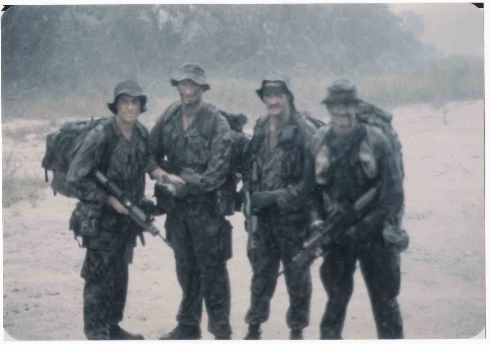 Борнео. 1988 год. Караул бойцов Австралийского SAS